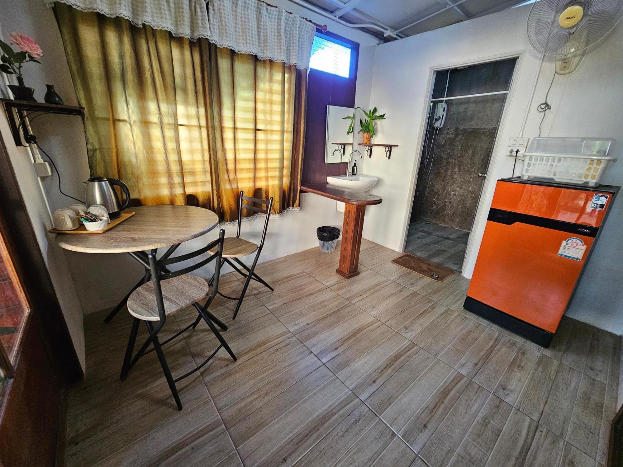 Kanecha'S Home Lampang Bagian luar foto