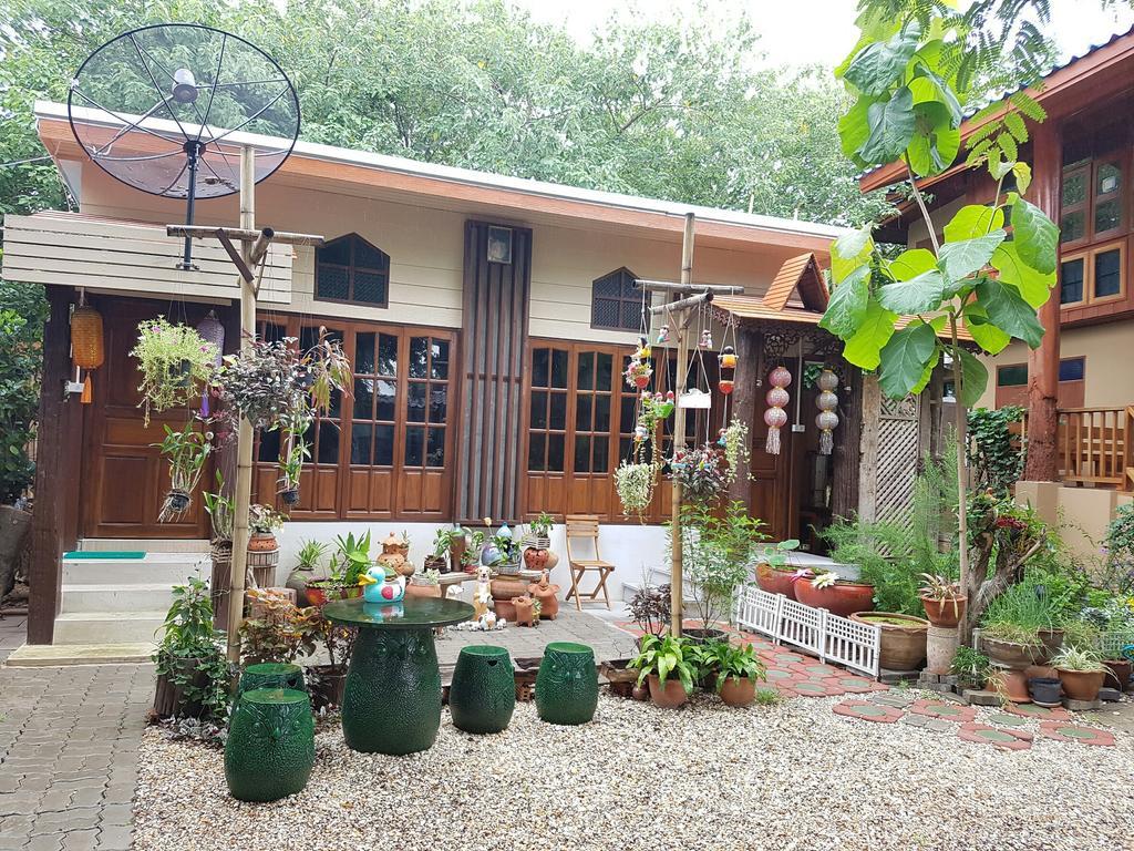 Kanecha'S Home Lampang Bagian luar foto